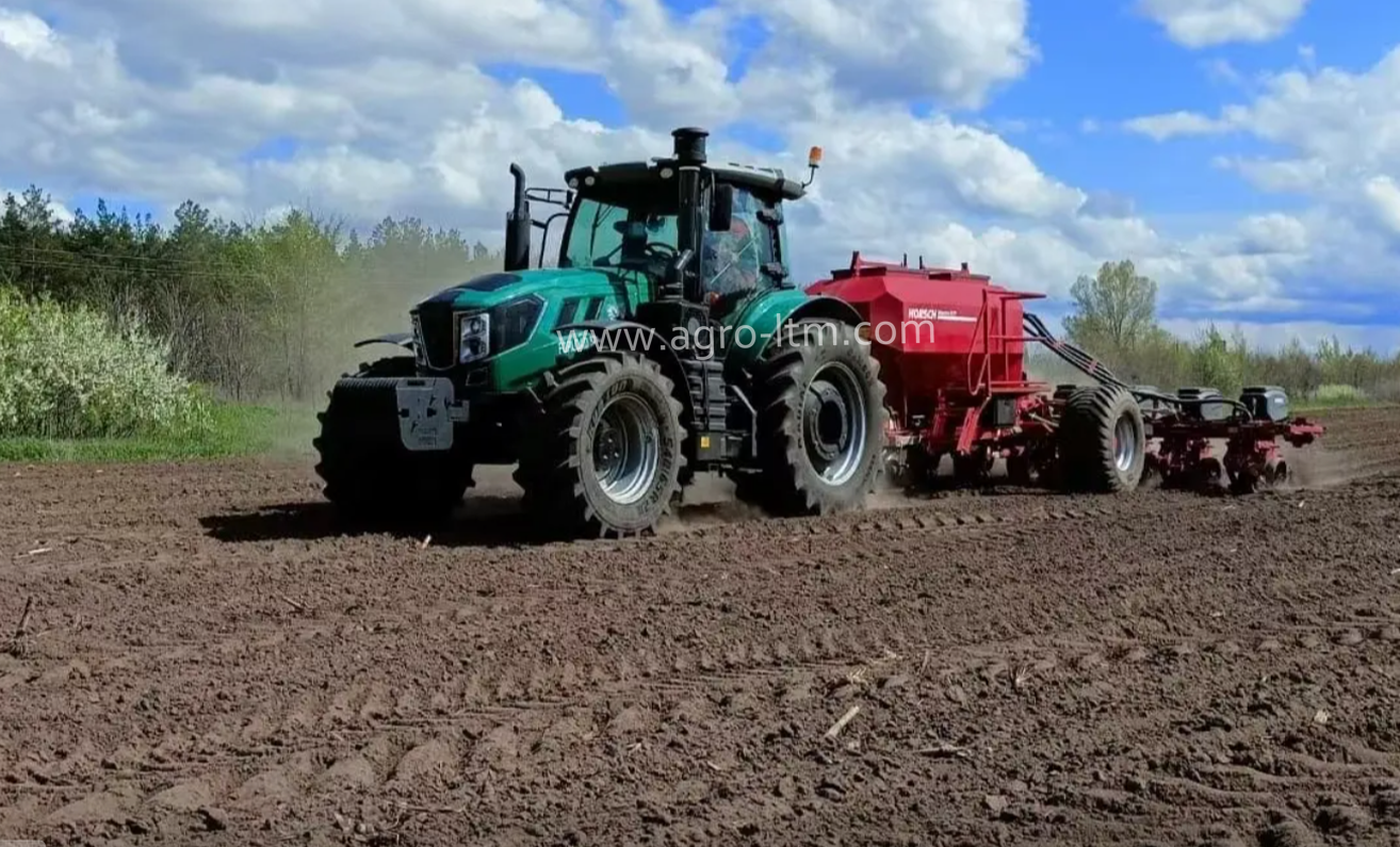 LTM Company Export Tractors To Europe And Jointly Explore The Global Market